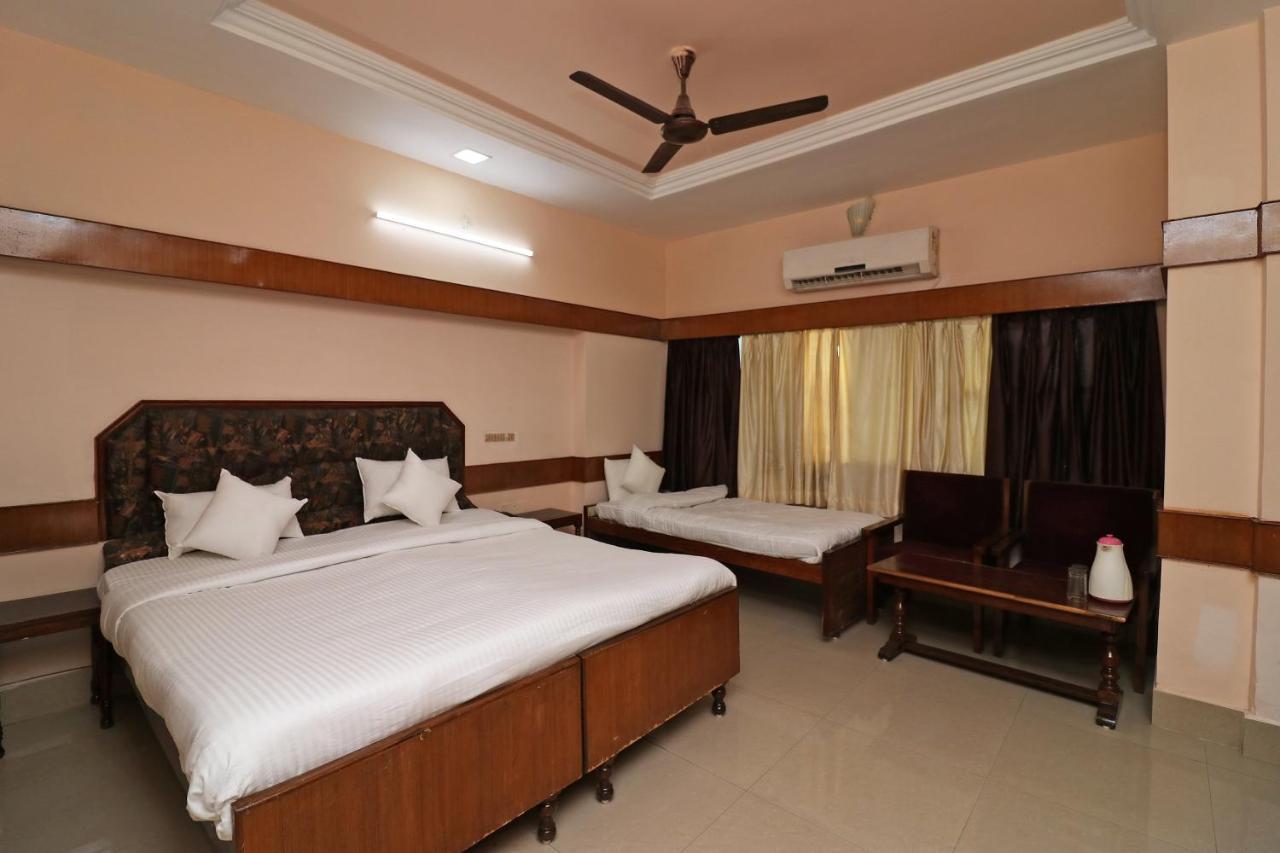 Spot On 37002 Hotel Natraj Bilaspur  Luaran gambar