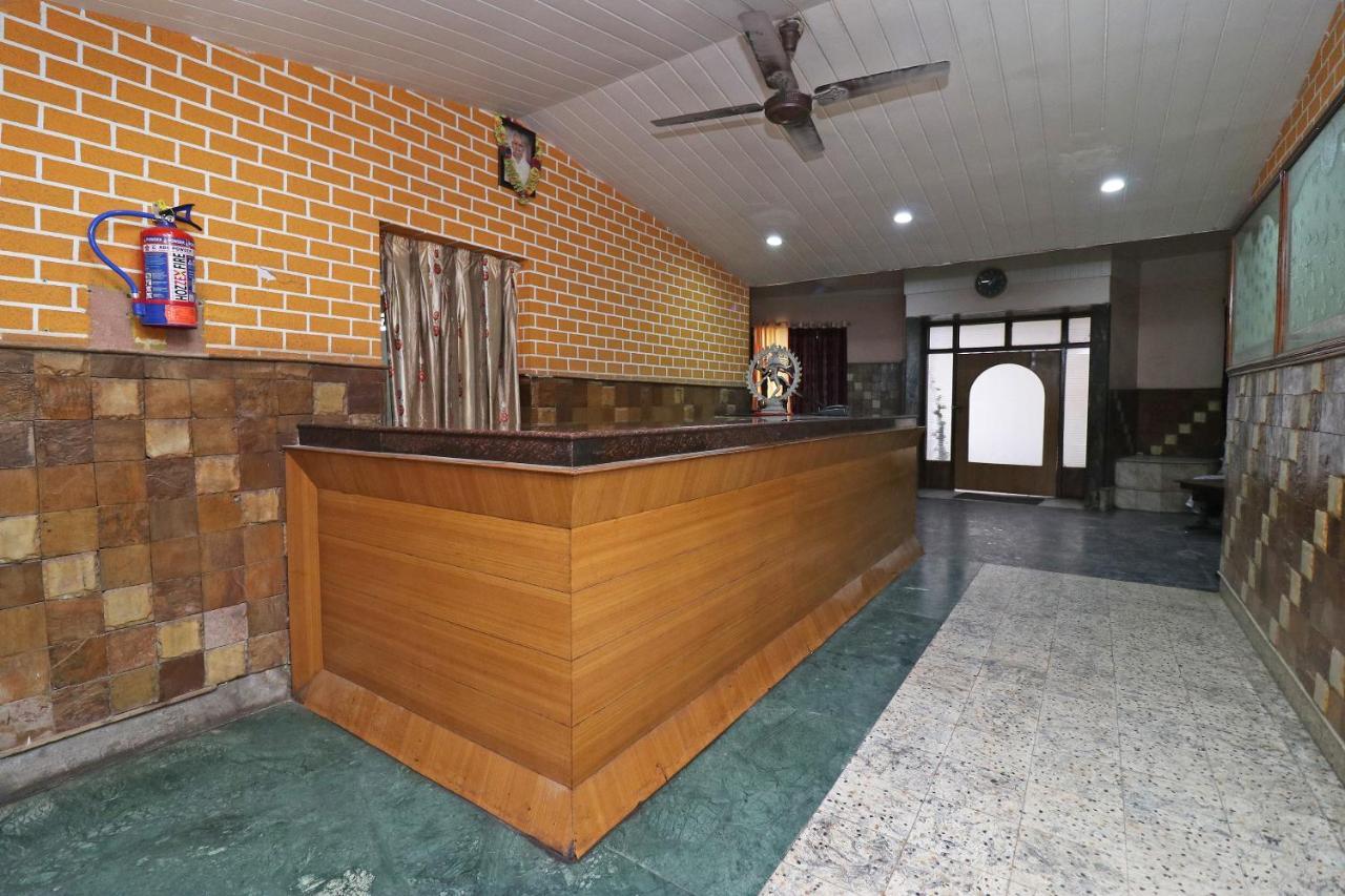 Spot On 37002 Hotel Natraj Bilaspur  Luaran gambar