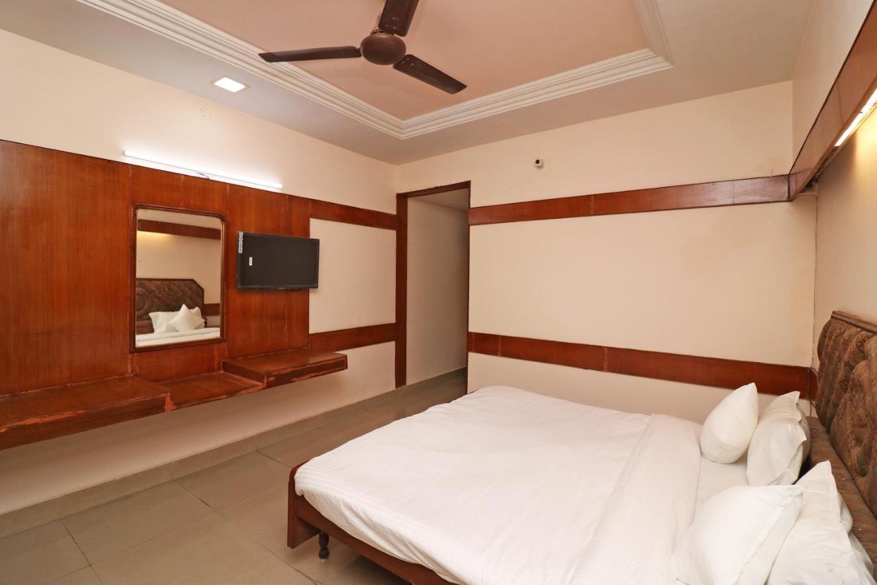 Spot On 37002 Hotel Natraj Bilaspur  Luaran gambar