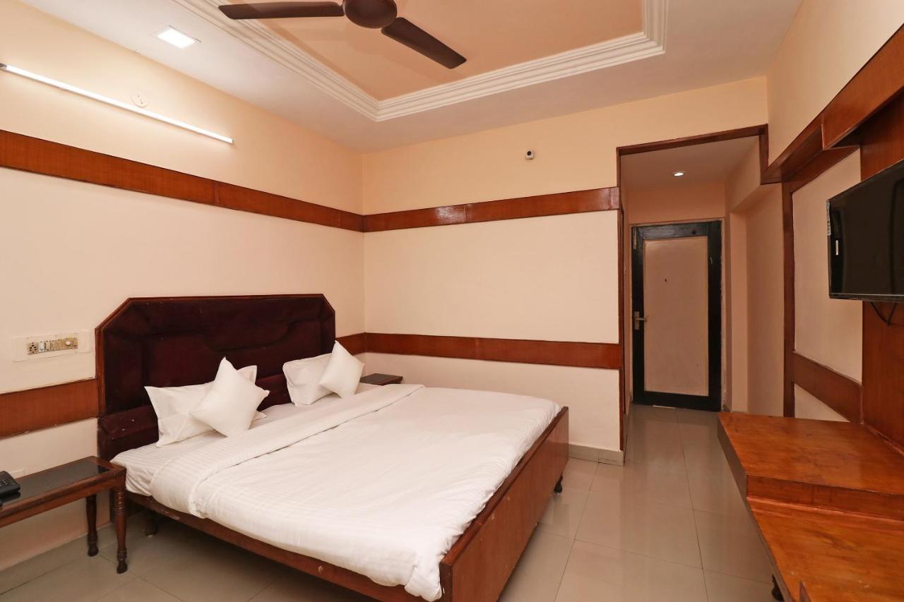 Spot On 37002 Hotel Natraj Bilaspur  Luaran gambar